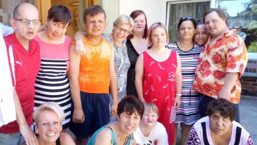 Pomoc hendikepovaném se sbírkou na základní potřeby  - foto 7