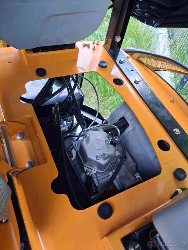 Prodám mini rypadlo / minibagr ZT12 (1200 kg) - foto 3