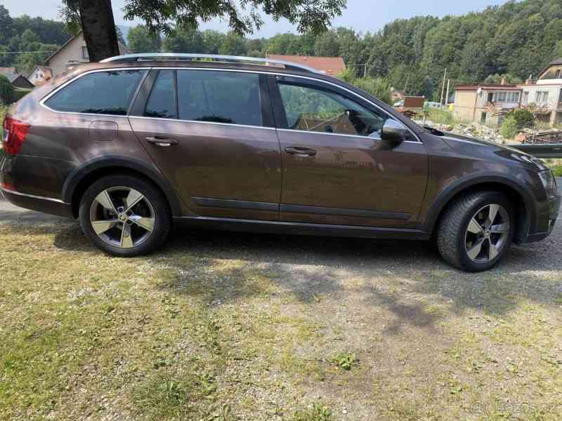 Škoda Octavia 2,0   3 SCOUT 4x4 - foto 11