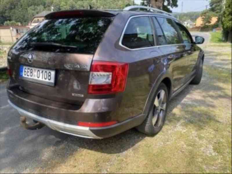 Škoda Octavia 2,0   3 SCOUT 4x4 - foto 2