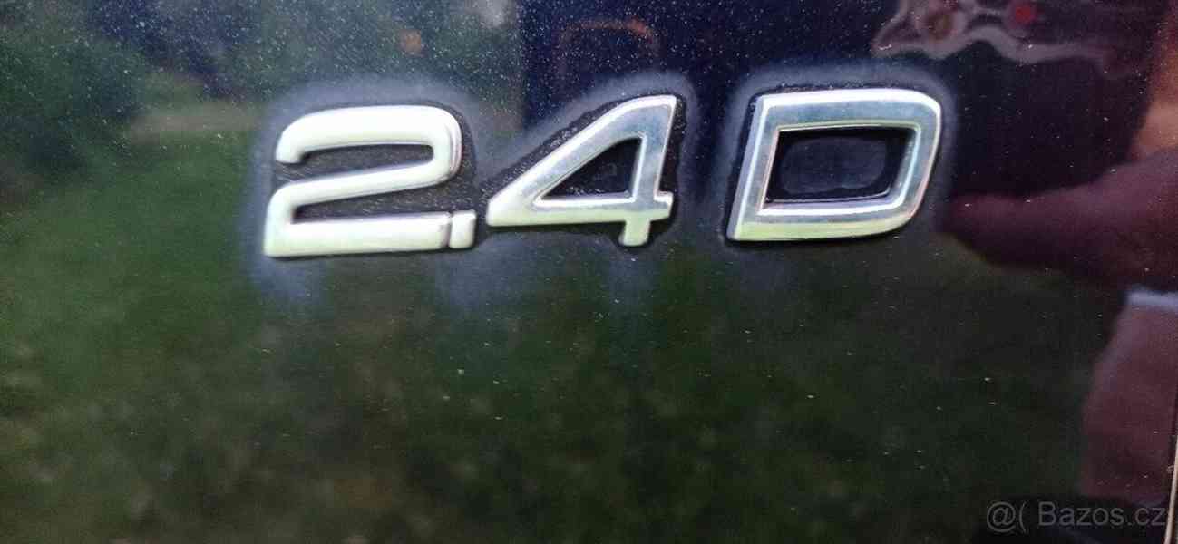 Volvo V70 2,4   D - foto 5