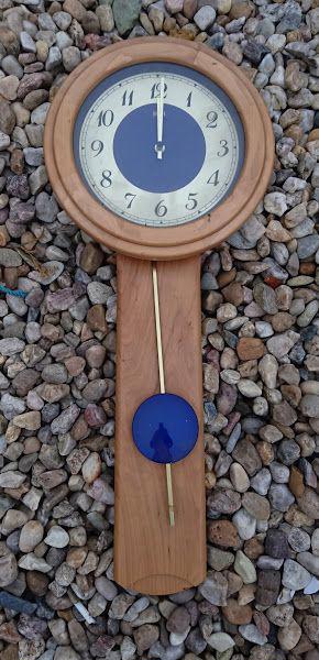 Závěsné hodiny dřevěné - foto 1