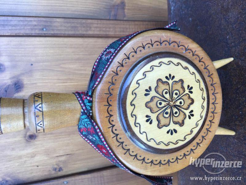 Dřevěná plaskačka - foto 3