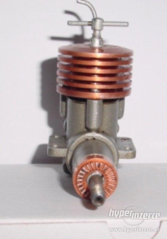 Modelářský motor - foto 2