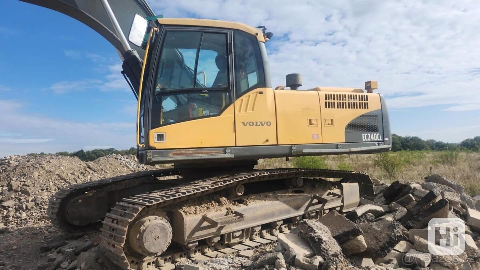 Volvo EC240CL - foto 1