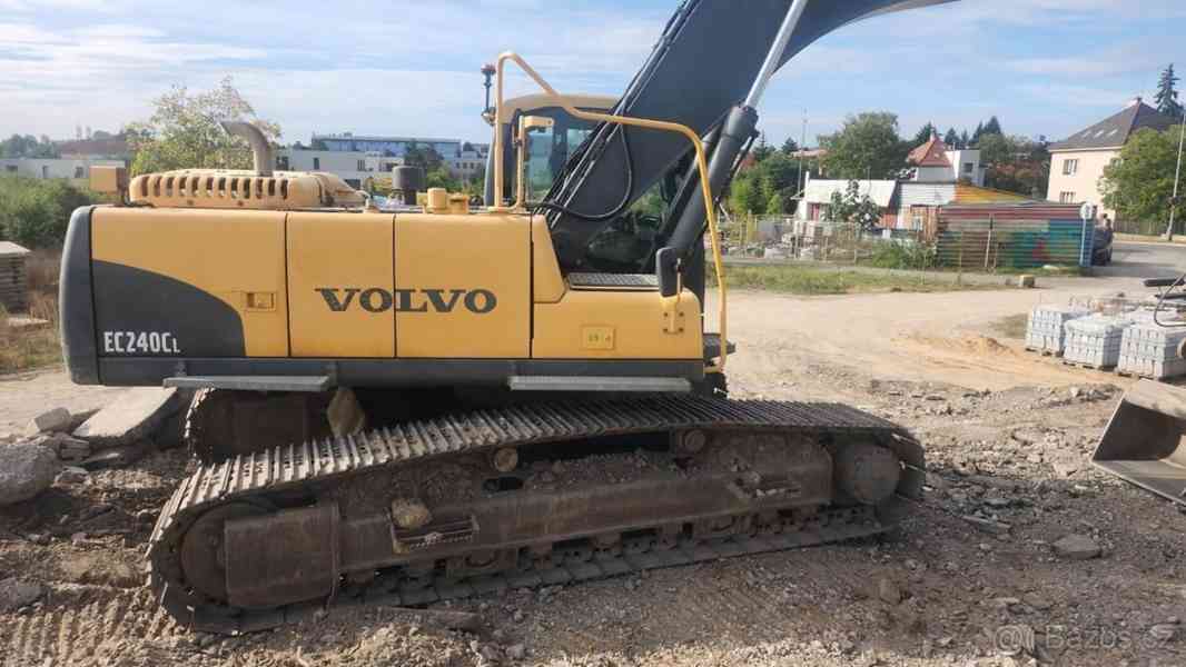 Volvo EC240CL - foto 2