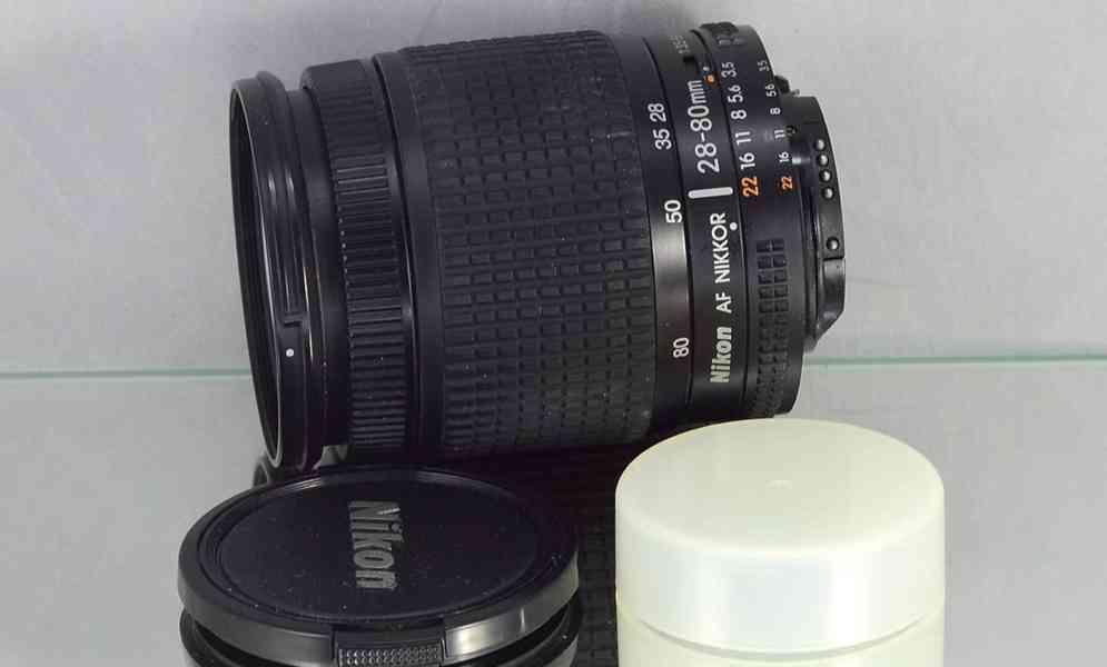 NIKON AF NIKKOR 28-80mm f/3.5-5.6 D **FX Zoom  - foto 3