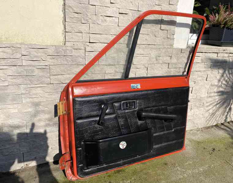 Dveře a kapota motoru Škoda 105, 120, 130 - foto 16