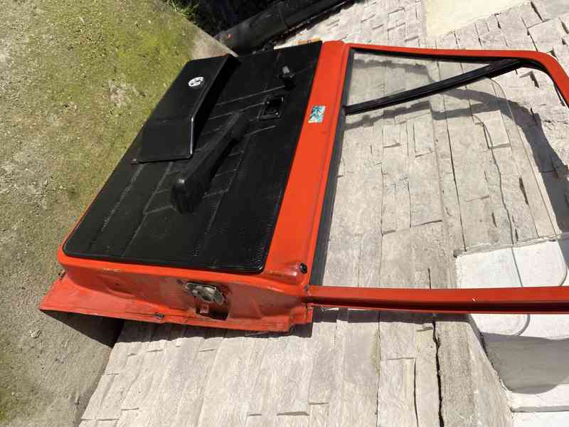 Dveře a kapota motoru Škoda 105, 120, 130 - foto 13