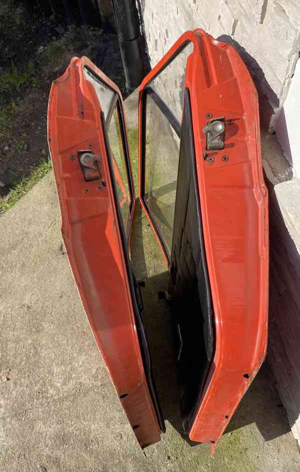 Dveře a kapota motoru Škoda 105, 120, 130 - foto 3