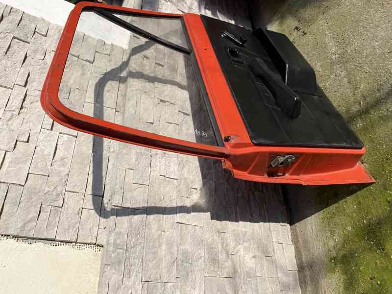 Dveře a kapota motoru Škoda 105, 120, 130 - foto 18