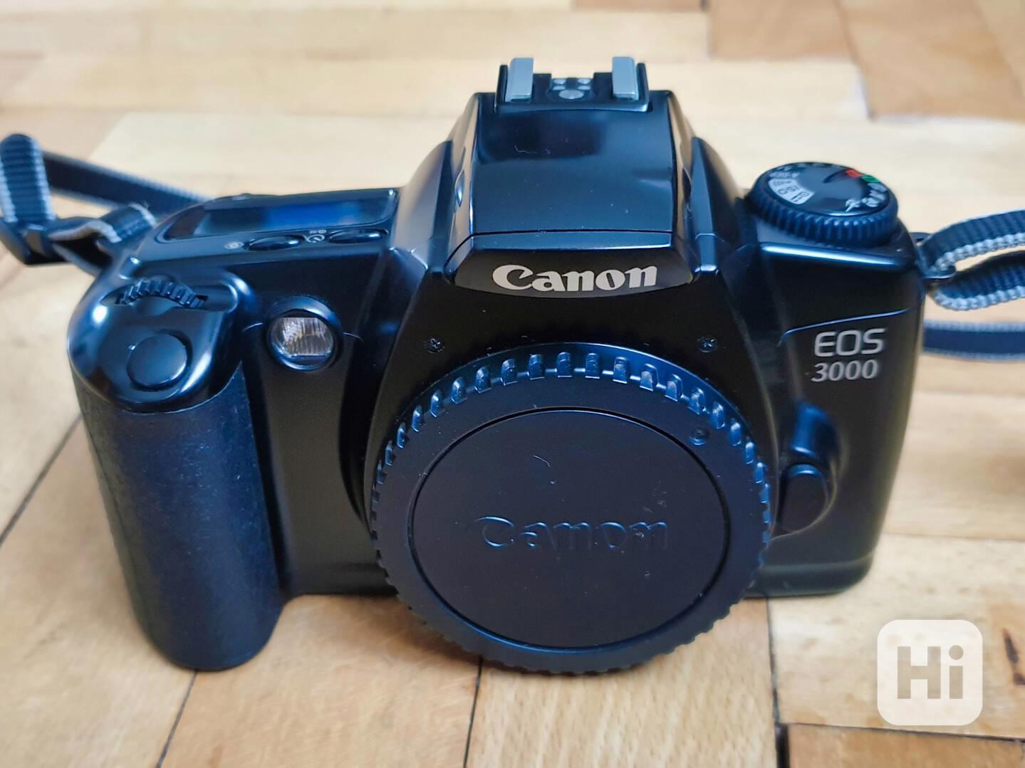Canon EOS 3000 - foto 1