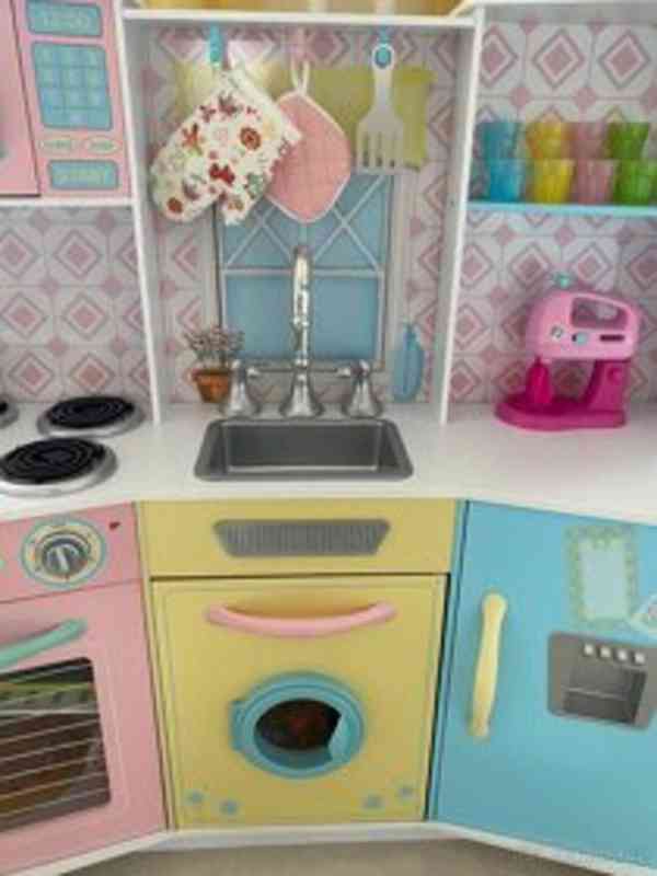 Krásná dětská kuchyňka - foto 6