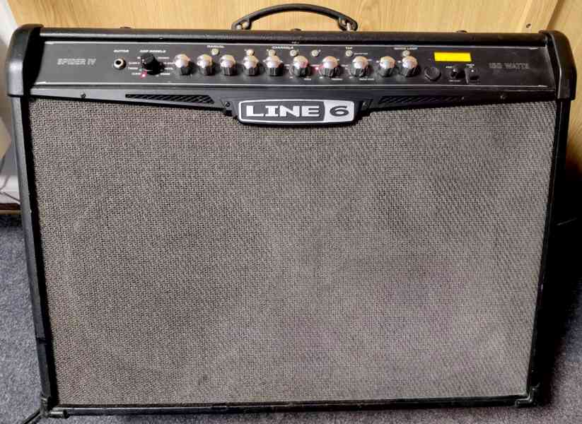 Modelingové kytarové kombo LINE 6 Spider IV 150