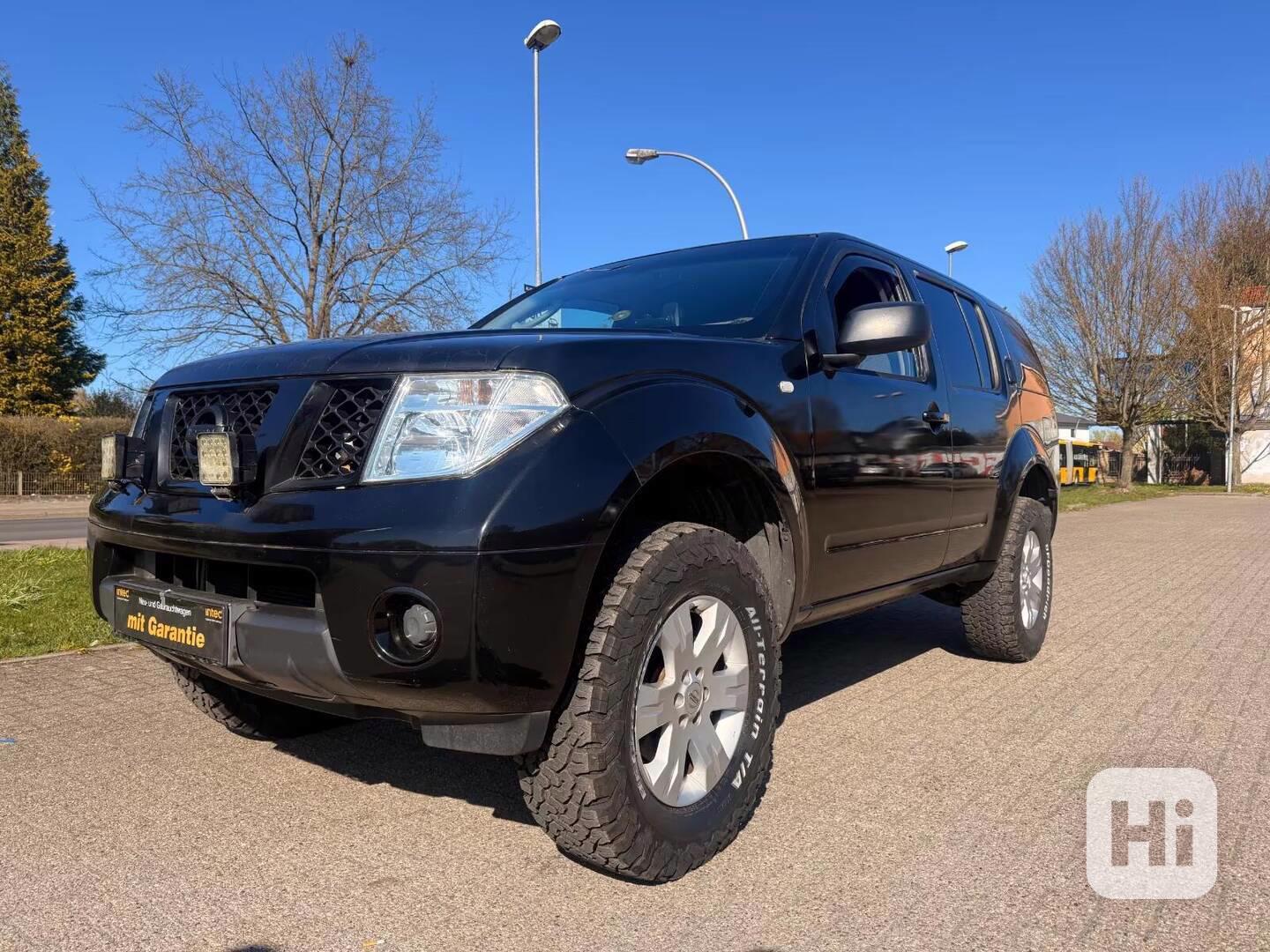 Nissan Pathfinder 2,5DCi 128kw - foto 1