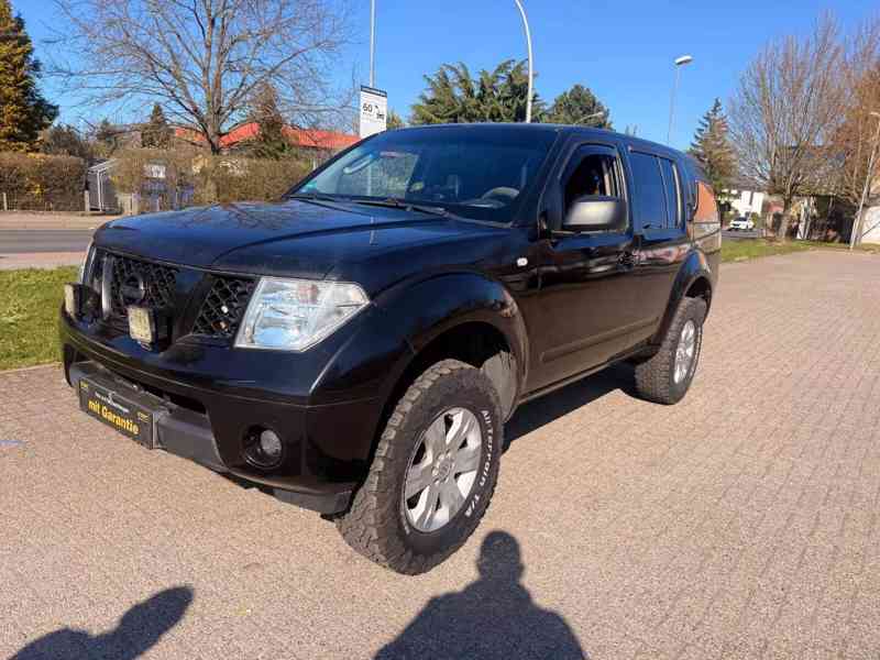 Nissan Pathfinder 2,5DCi 128kw - foto 17