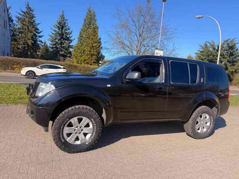 Nissan Pathfinder 2,5DCi 128kw - foto 10