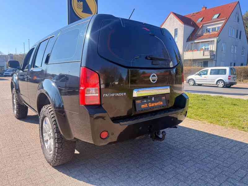 Nissan Pathfinder 2,5DCi 128kw - foto 7