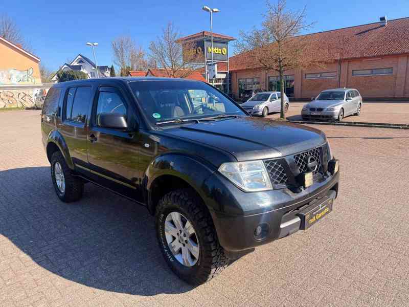 Nissan Pathfinder 2,5DCi 128kw - foto 19