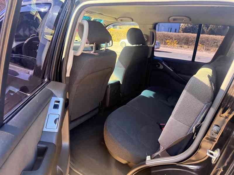 Nissan Pathfinder 2,5DCi 128kw - foto 12