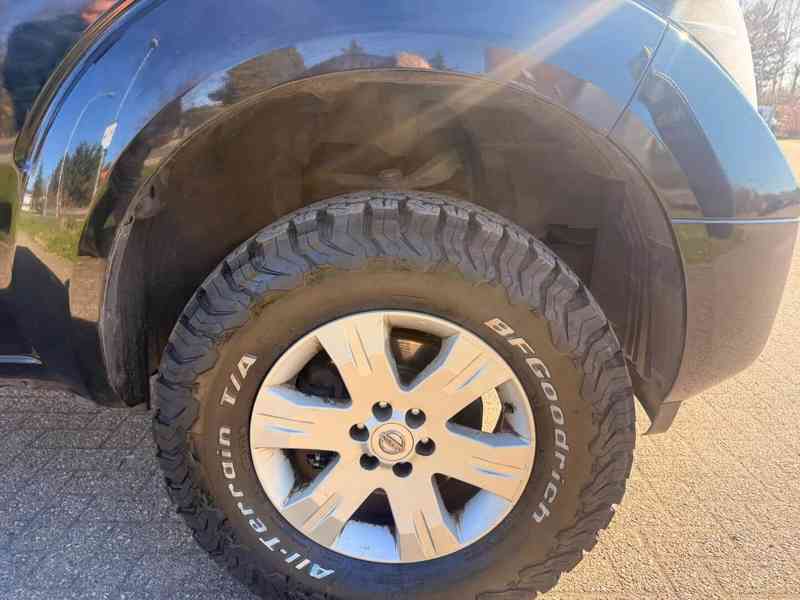 Nissan Pathfinder 2,5DCi 128kw - foto 27