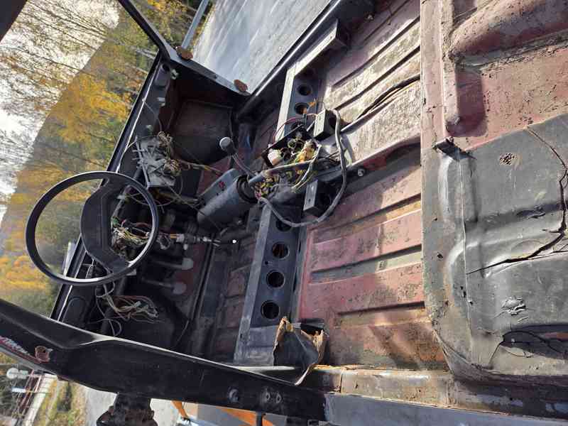 Tatra 613-1 (3) s TP - foto 6