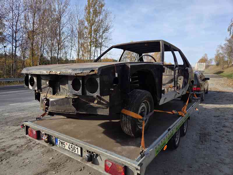 Tatra 613-1 (3) s TP - foto 5