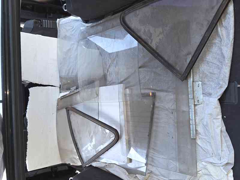 Tatra 613-1 (3) s TP - foto 16