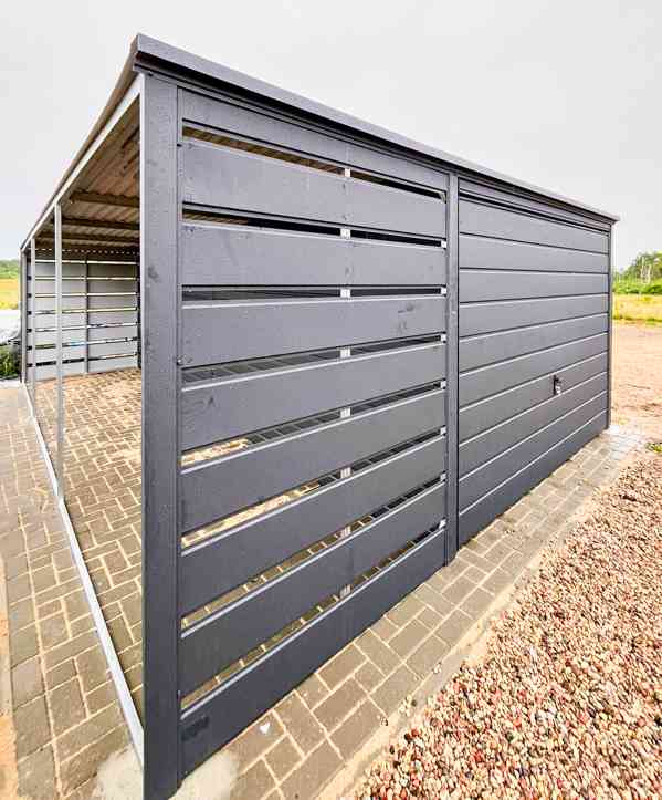 Plechova garáž 3x6m + přístřešek 1,2m - výklopná vrata TS762 - foto 2