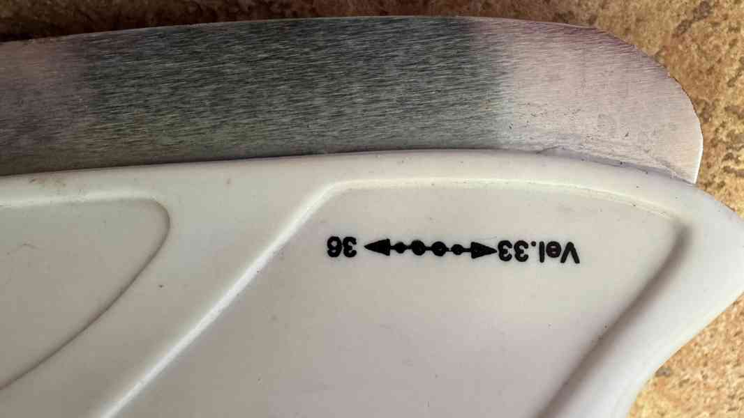 Dámské brusle stavitelné vel 33 - 36 - foto 5