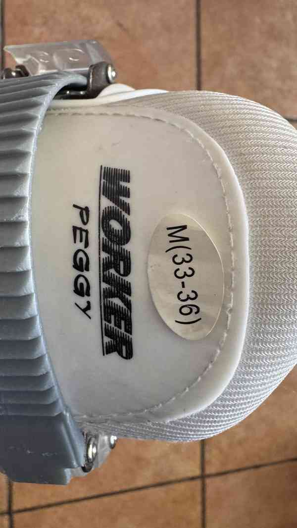 Dámské brusle stavitelné vel 33 - 36 - foto 3