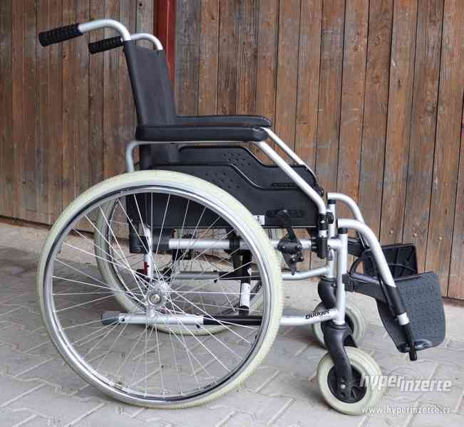 39.-Mechanický invalidní vozík Meyra. - foto 3