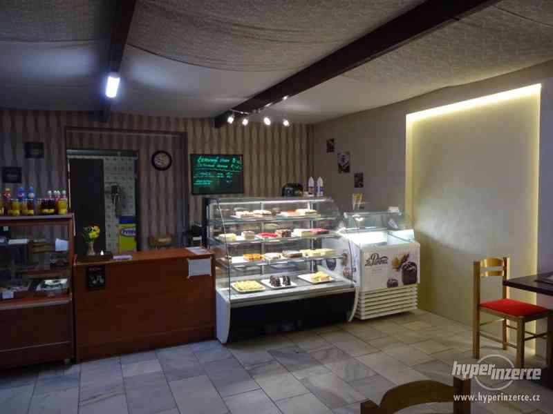 Vybavení cukrárny-kavárně - foto 3