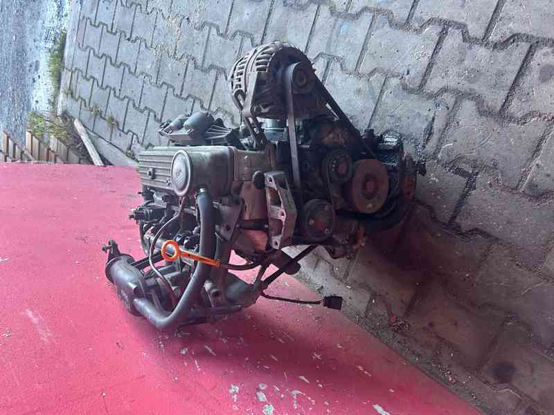 Motor 1,4 MPI 50KW AQW Škoda Fabia kompletní - foto 2