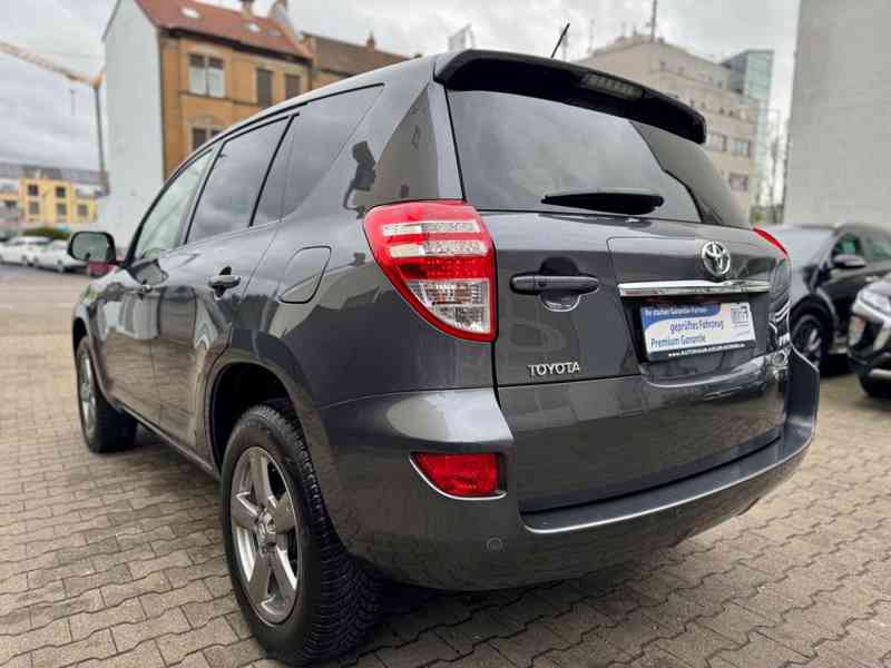 Toyota RAV 4 i2.0 4x4 Aut.Travel benzín 116kw - foto 11