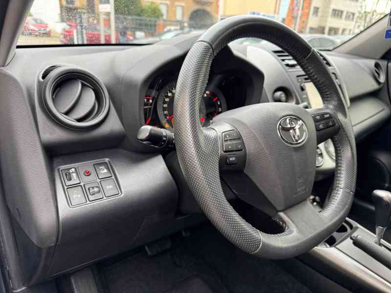 Toyota RAV 4 i2.0 4x4 Aut.Travel benzín 116kw - foto 6