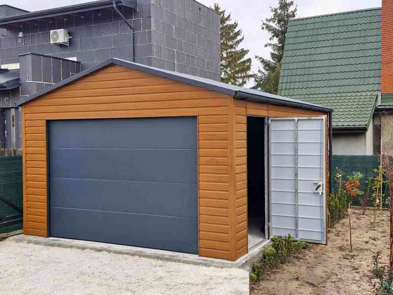 Plechova garáž 5x6m - sekční vrata - dveře - zlatý dub TS930 - foto 2
