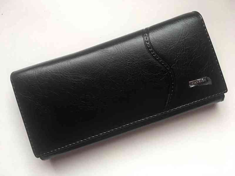 Černá peněženka Cavaldi  - foto 1