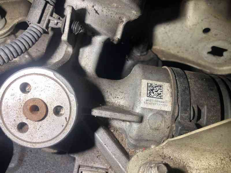 MERCEDES W 212 LIFT RIZENI KOMPLET NOVE-INFO V TEXTU. - foto 8