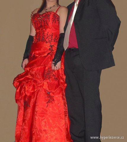 Maturitní/plesové šaty - foto 3