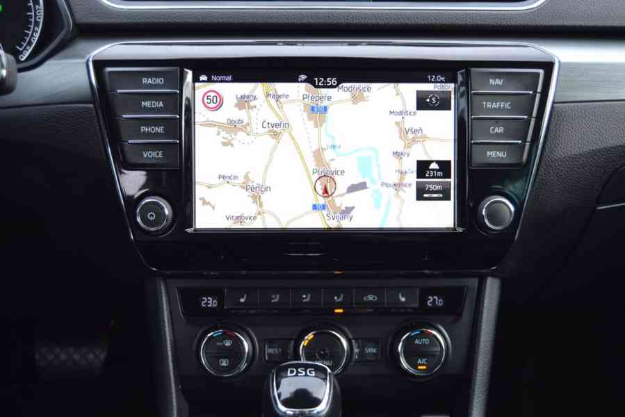 Škoda Superb 2.0 TDI 110kW Style+ DSG kombi - foto 7