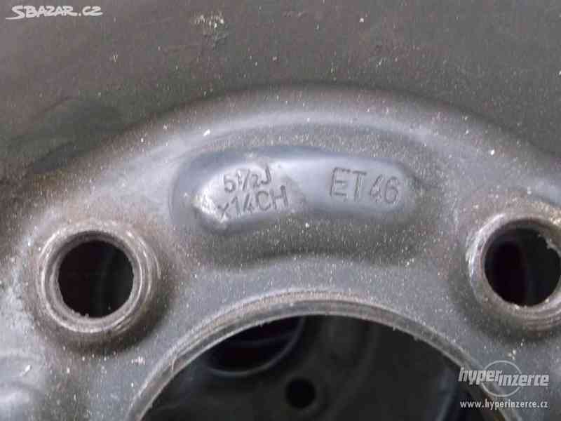 Plechové disky 14" včetně letních pneu 185/65 - foto 4