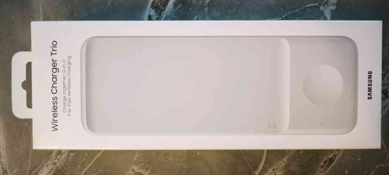 Samsung bezdrátová nabíječka Trio EP-P6300 bílá - foto 2
