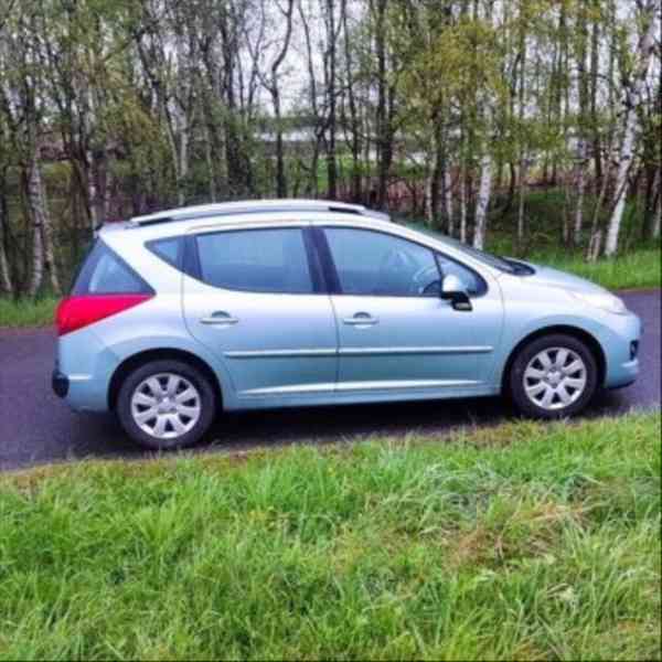 Peugeot 207 1,4 - foto 2