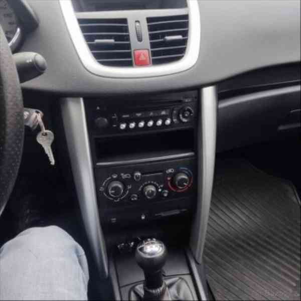 Peugeot 207 1,4 - foto 16