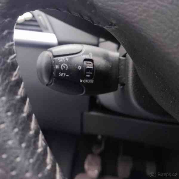 Peugeot 207 1,4 - foto 23