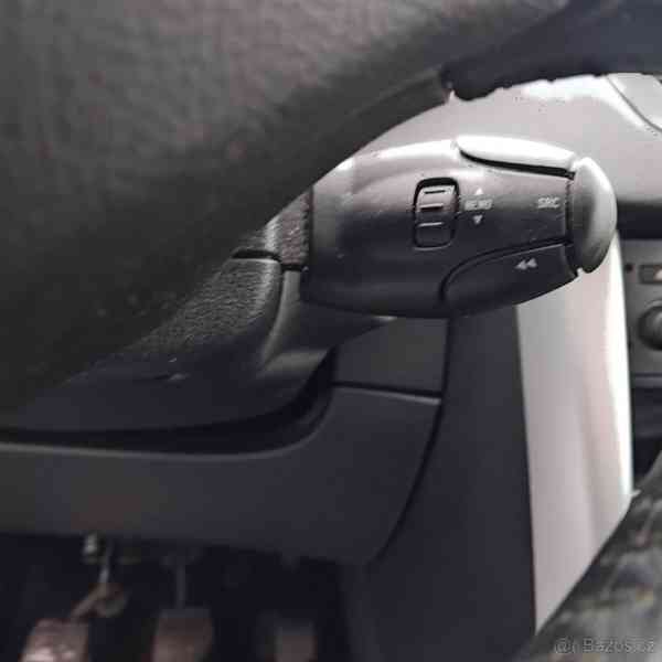 Peugeot 207 1,4 - foto 26