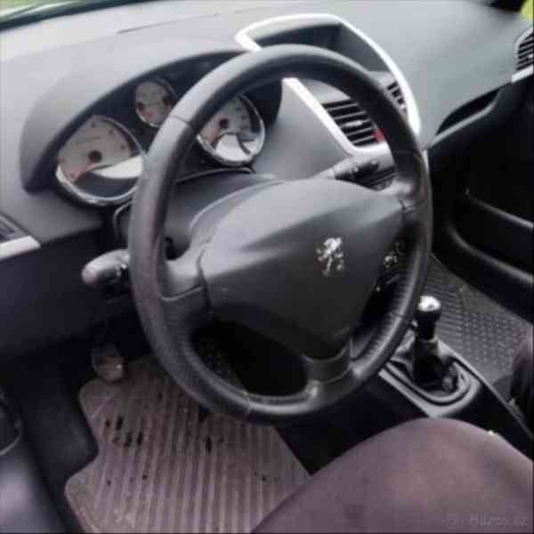 Peugeot 207 1,4 - foto 9