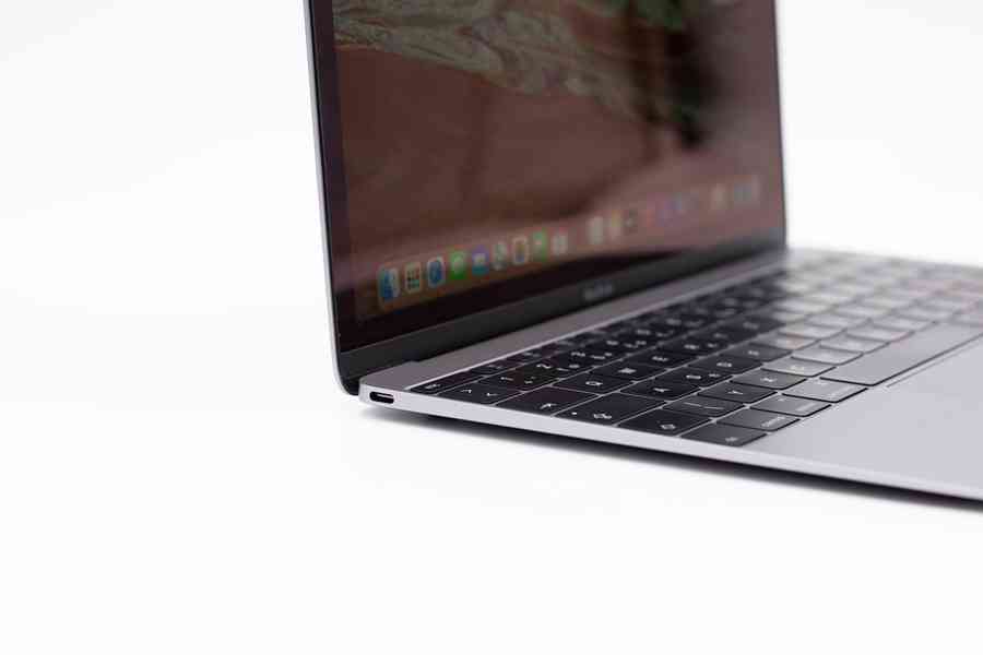 MacBook 12" 2015 Space Gray
