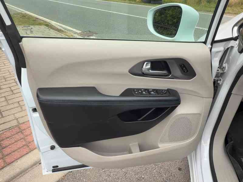 Chrysler Pacifica 3,6 Pentastar Radar NEW 2021 - foto 13